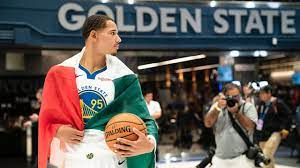 Juan Toscano-Anderson proudly displays his Mexican heritage at the 2022 NBA  Slam Dunk contest